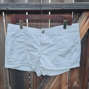 Hinge White Short Shorts, Pre-loved In Good Condition, Sz. 12